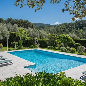  Bed & Breakfast Le Clos Serein