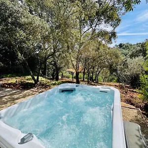 La Grange Des Amoureux Piscine Jacuzzi Et Massages Couette-café
